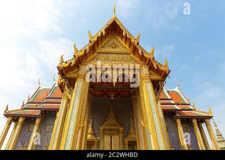 Kunstvoll dekoriertes Tempeldach (Wat Po, Thailand) Stockfoto