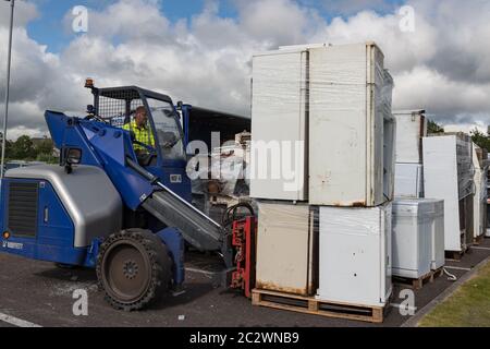 Listowel, Irland - 19. Juli 2019: Veranstaltung zur Sammlung von Elektronikschrott für das Recycling in der Stadt Listowel, Republik Irland Stockfoto