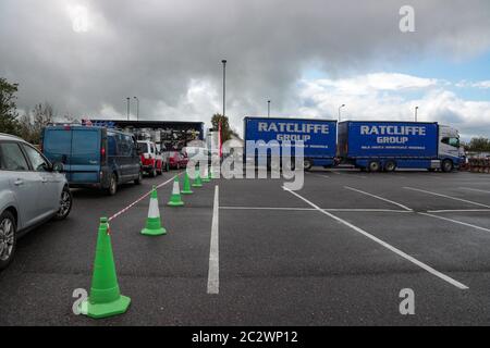 Listowel, Irland - 19. Juli 2019: Veranstaltung zur Sammlung von Elektronikschrott für das Recycling in der Stadt Listowel, Republik Irland Stockfoto