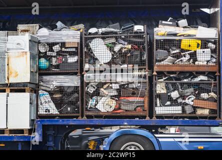 Listowel, Irland - 19. Juli 2019: Veranstaltung zur Sammlung von Elektronikschrott für das Recycling in der Stadt Listowel, Republik Irland Stockfoto