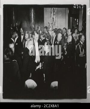 Empfang Außenminister von Neurath, Bürgermeister Sahm, Reichsführer SS Himmler, General der Luftmilch Heinrich Hoffmann Fotografien 1933 Adolf Hitlers offizieller Fotograf, Nazi-Politiker und Verleger, der Mitglied des intime Hitlerkreises war. Stockfoto
