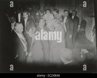 Empfang des Außenministers von Neurath, Hanke, Dr. Goebbels Heinrich Hoffmann Fotografien 1933 Adolf Hitlers offizieller Fotograf und ein Nazi-Politiker und Verleger, der Mitglied des intime Zirkels Hitlers war. Stockfoto