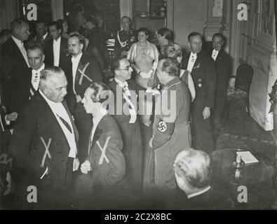 Empfang des Außenministers von Neurath, Hanke, Dr. Goebbels Heinrich Hoffmann Fotografien 1933 Adolf Hitlers offizieller Fotograf und ein Nazi-Politiker und Verleger, der Mitglied des intime Zirkels Hitlers war. Stockfoto