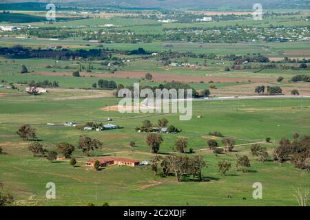 Blick von Mount Panorama ländliche Landschaft Auto Rennstrecke Bathurst NSW Australien Stockfoto