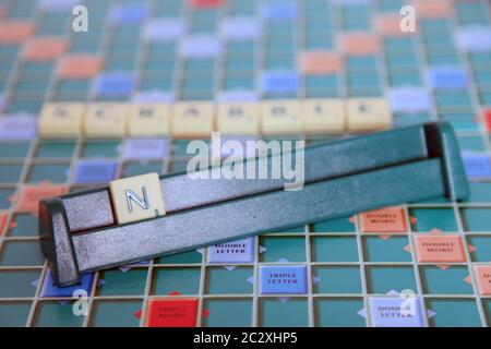 Scrabbles Buchstaben Kachel - Buchstabe Zeichen N Stockfoto