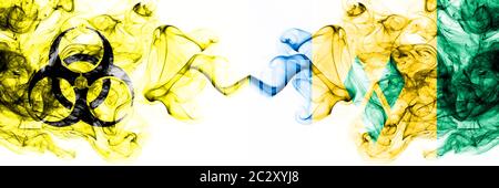 St. Vincent und die Grenadinen Quarantäne. Coronavirus COVID-19-Sperre. Rauchige mystische Flagge von St. Vincent und den Grenadinen mit Biohazard-Symbo Stockfoto