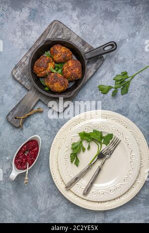 Hausgemachte Koteletts aus Hackfleisch. Stockfoto