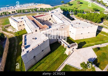 Luftaufnahme von Castello Svevo, Region Trani, Barletta, Apulien, Italien Stockfoto