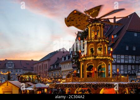 Weihnachtsmarkt Quedlinburg Harz Abendstimmung Stockfoto