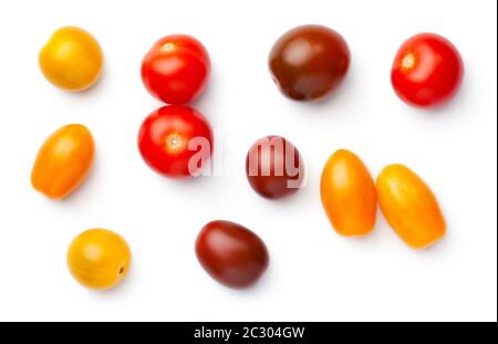 Kirsche Tomaten isoliert auf weißem Hintergrund. Rot, Gelb und Braun Tomate. Ansicht von oben, flach Stockfoto