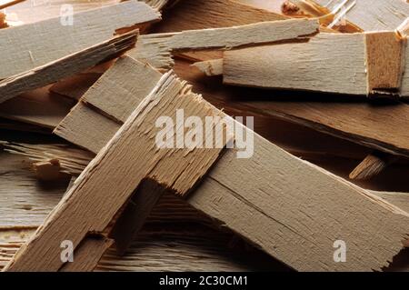 Holz, das für Pellets recycelt werden soll Stockfoto