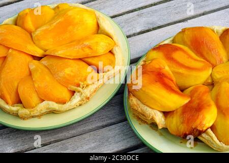 Eine Mango Tarte Tatin umgedrehter Kuchen Stockfoto