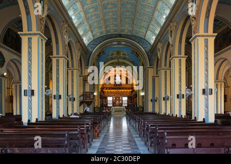 Das Kirchenschiff der Kathedrale Nuestra Senora de la Asuncion, Santiago de Cuba, Kuba Stockfoto