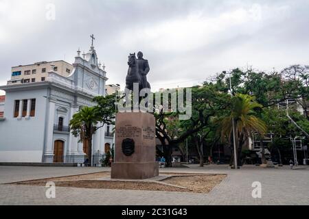 La Candelaria Platz, wo Sie die Kirche unserer Lieben Frau von Candelaria finden können, die im sogenannten historischen Zentrum von Caracas, wo die befindet Stockfoto