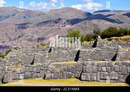 Blick auf die alte Zitadelle Sacsayhuaman in Cusco, Peru Stockfoto