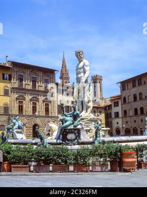 Neptunbrunnen (Fontana del Nettuno), Piazza della Signoria, Florenz (Firenze), Toskana, Italien Stockfoto