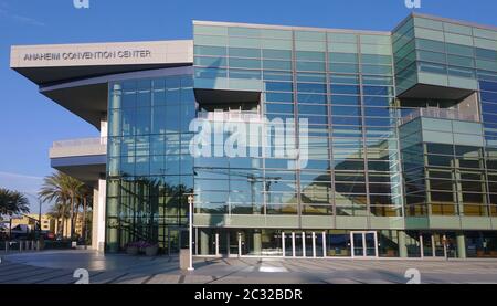 Anaheim Convention Center aus westlicher Sicht Stockfoto
