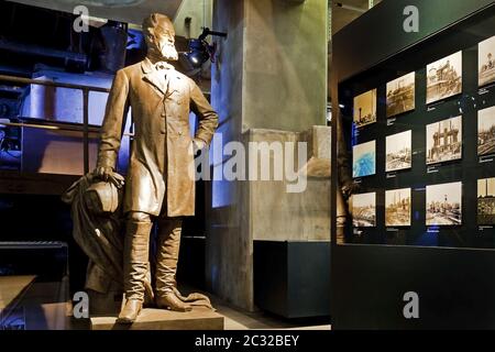 Krupp-Denkmal im RuhrMuseum, Zeche Zollverein, Essen, Ruhrgebiet, Deutschland, Europa Stockfoto