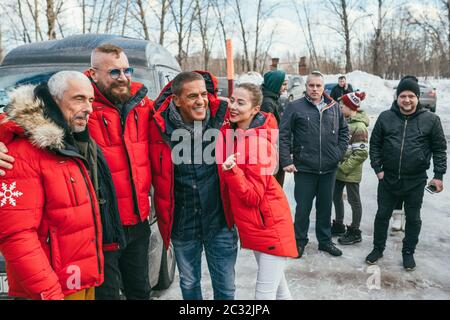 MOSKAU REGION, FRYAZINO, GREBNEVO ESTATE - MÄRZ 09 2019: Samy Naceri Französisch Schauspieler von Taxi-Filme und sein Bruder Bibi Nacery vis Stockfoto