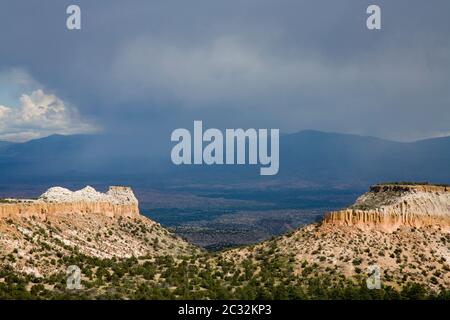 Gewitter in der Nähe von Los Alamos, New Mexico, USA Stockfoto