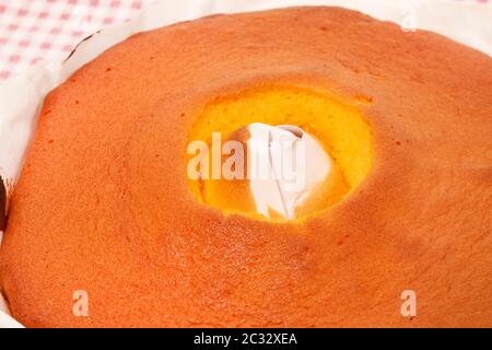 Pao de Lo de Ovar, typischer Kuchen Portugals, hausgemachtes Papier. Stockfoto