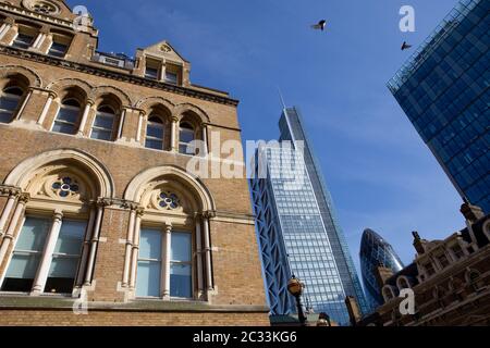 Detail der Londoner Liverpool Station, äußere Aufbau Stockfoto