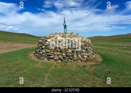 Heiliger Steinhaufen in der Mongolei Stockfoto