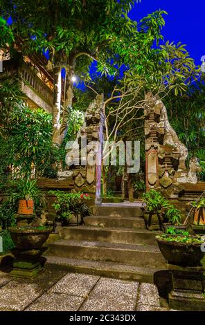 Tore zum Tempel - Bali Insel Indonesien Stockfoto