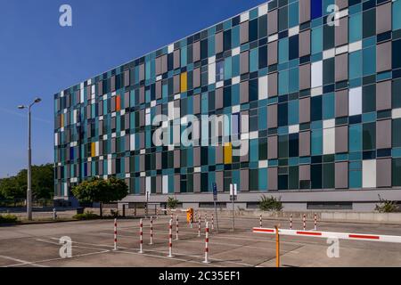 Fassade des Jobcenters in Berlin-Lichtenberg Stockfoto