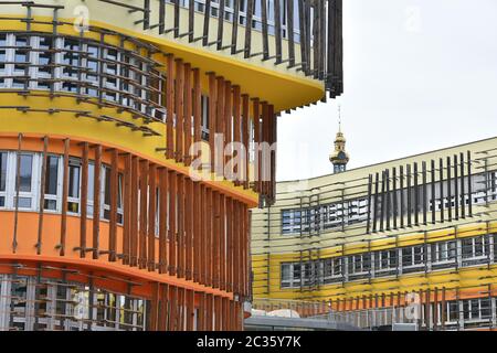 Gebäude der Wirtschaftsuniversität in Wien - Gebäude der Wirtschaftsuniversität in Wien Stockfoto