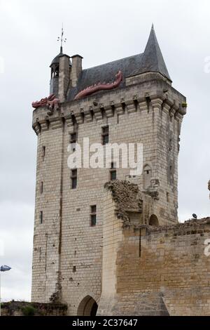 Schloss von Chinon - La Tour de l'Horloge/Clock Tower/. Loire Tal. Stockfoto