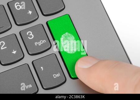 Computer-Tastatur mit Fingerabdruck Stockfoto