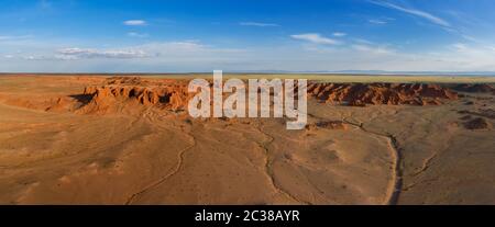 Bayanzag flammende Klippen in der Mongolei Stockfoto