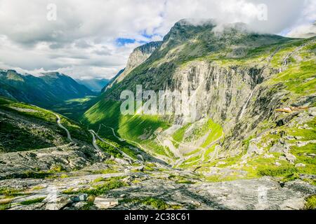 Blick auf den berühmten Trollstigen in Norwegen Stockfoto