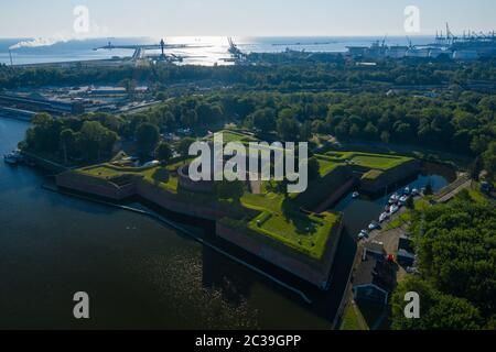 Danzig. Mittelalterliche Festung Wisloujscie Luftansicht. Woiwodschaft Pommern, Danzig, Polen. Stockfoto