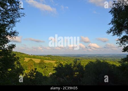 Blick von oben Chartwell, Winston Churchills Heimat, in der Nähe von Westerham, Kent, England, im Sommer. Von der Mariners Hill Loop Pfad. National Trust Stockfoto