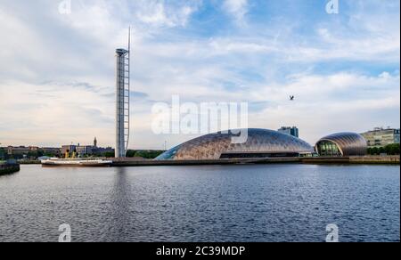 Glasgow Science Center, Tower, SEC, BBC Pacific Quay und Queen Mary. Stockfoto