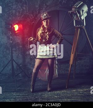 Porträt einer schönen Steampunk Frau über vintage Hintergrund. Stockfoto