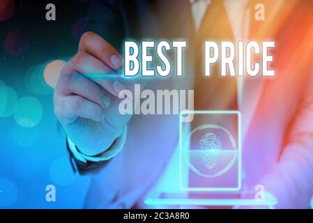 Schreibnotiz mit dem besten Preis. Geschäftskonzept für die rücksichtsvollen Kosten eines Produkts, das den Kunden gegeben wird Stockfoto