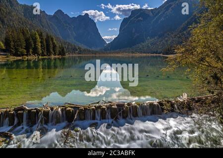 See Toblach, Südtirol im Herbst Stockfoto