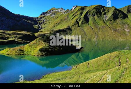 Der Schrecksee ist ein Bergsee in den Alpen Stockfoto