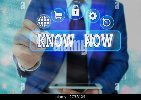 Schreiben von Notizen, die Know How zeigen. Geschäftskonzept zur Ausstattung mit dem richtigen Wissen oder der richtigen Fähigkeit für eine bestimmte Aktivität Stockfoto