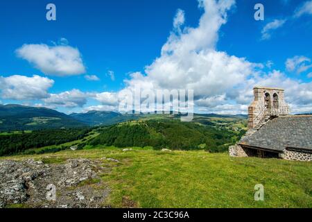 Die Kapelle Saint-Antoine, Chastel sur Murat, Cantal, Auvergne-Rhone-Alpes. Frankreich Stockfoto