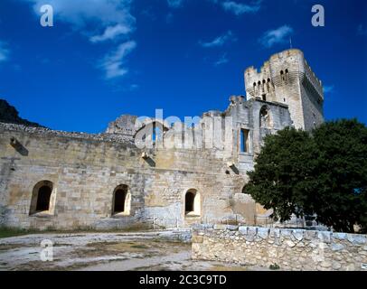 Provence Frankreich Abbaye de Montmajour Ruinen Pons De L'Orme Turm Stockfoto