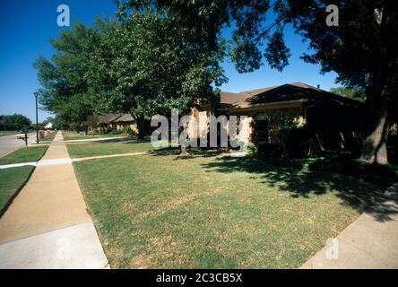 Carrollton Dallas Texas USA Haus & Garten Rasen Stockfoto