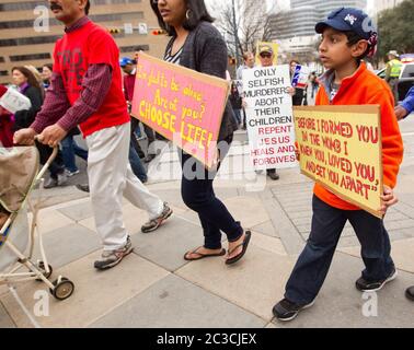 Anti-Abtreibung, Pro-Life-Befürworter nehmen an Kundgebung im Texas Capitol in Austin, Texas Teil. ©MKC/Bob Daemmrich Photography, Inc Stockfoto