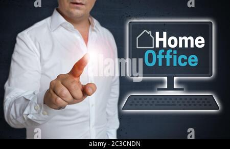 Home office Touchscreen wird vom Menschen Konzept betrieben. Stockfoto