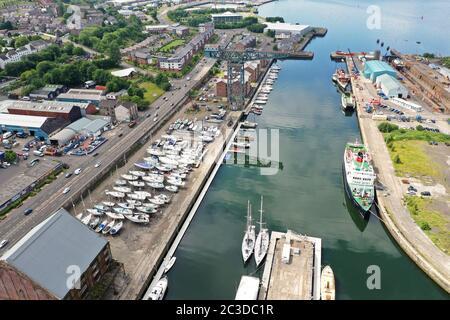 Luftdrohnenaufnahme des James Watt Dock Marina Greenock Inverclyde Stockfoto