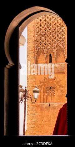 Impressionen von Chefchaouen und Marrakesch in Marokko. Stockfoto