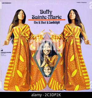 BUFFY SAINTE-MARIE - Fire & Fleet & Candlelight - Vintage 12'' LP Vinyl Cover Stockfoto